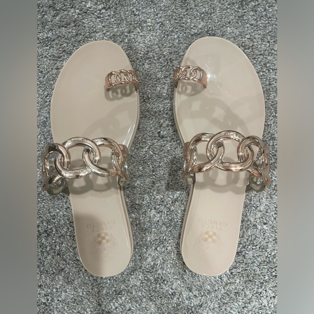 Vince Camuto Rose Gold size 9 sandals